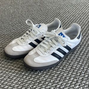WOMEN’S ADIDAS SAMBAS